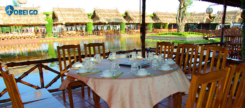 Diện tích các bàn ăn tại khu du lịch Hồ Nam Bạc Liêu