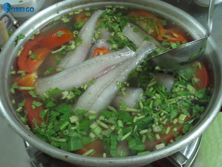 ẩm thực cá khoai nấu ngót Trà Vinh