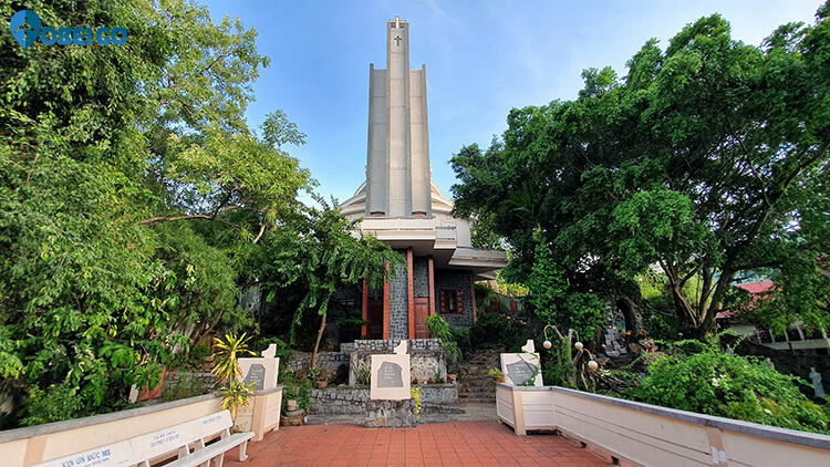 nhà thờ đá Ghềnh Ráng Bình Định